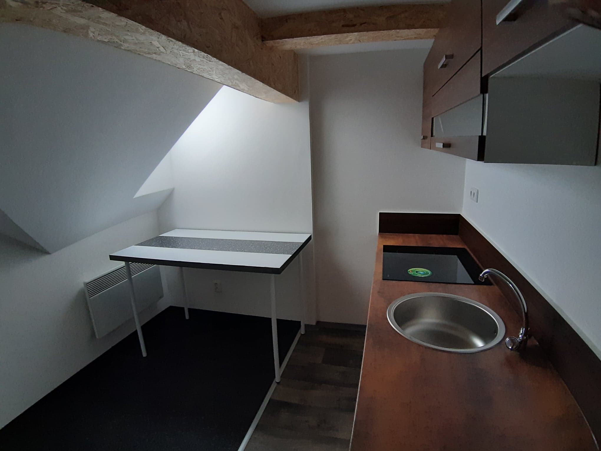 BRI LUZU 122 - BYT 8